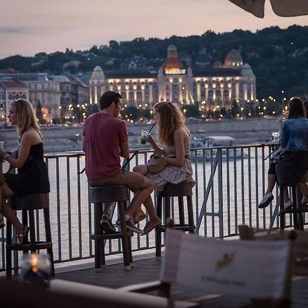 Luxurious Studio Located In The Heart Of Budapest Bagian luar foto