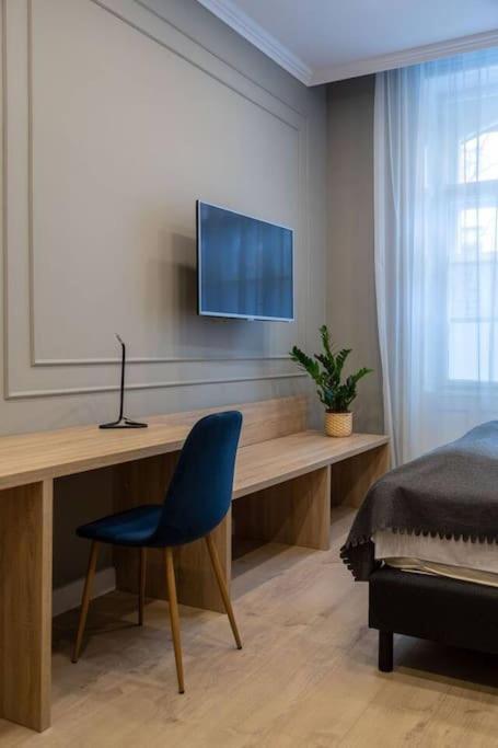Luxurious Studio Located In The Heart Of Budapest Bagian luar foto